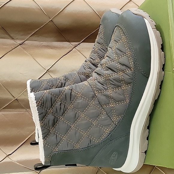 Keen ‘Terradora II Wintry’ Pull-On Waterproof Winter Boot- DISPLAY SHOE - Picture 4 of 8